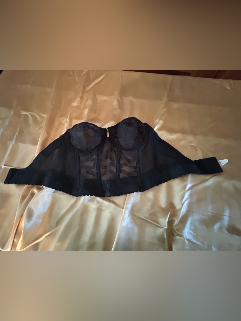 Black lace backless